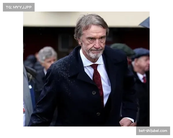 曼联阿莫林受益单线作战 但防线漏洞制约排名提升 曼联阿莫林受益单线作战 但防线漏洞制约排名提升